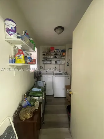 6945 W 2nd Way Hialeah FL 33014