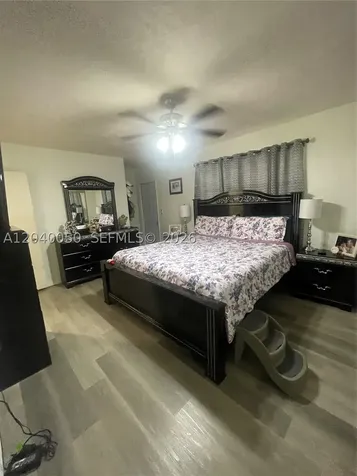 6945 W 2nd Way Hialeah FL 33014