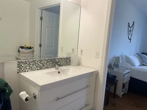 3500 Coral Way Miami FL 33145