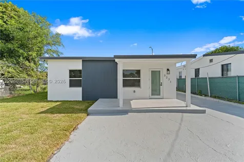3271 NW 102nd Street Miami FL 33147