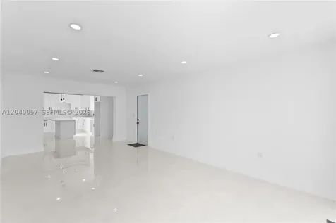 3271 NW 102nd Street Miami FL 33147