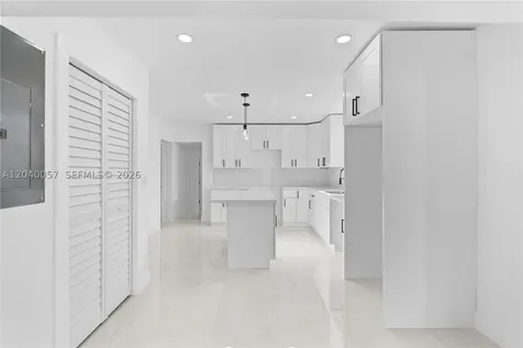 3271 NW 102nd Street Miami FL 33147