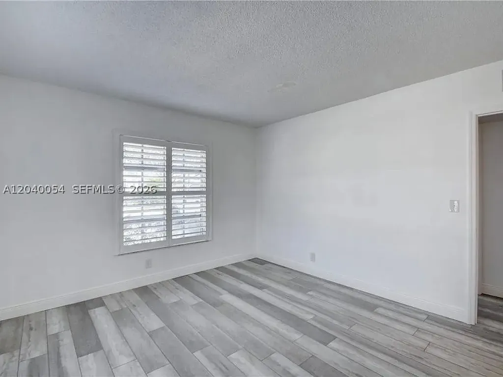 2200 NE 66th Street Fort Lauderdale FL 33308