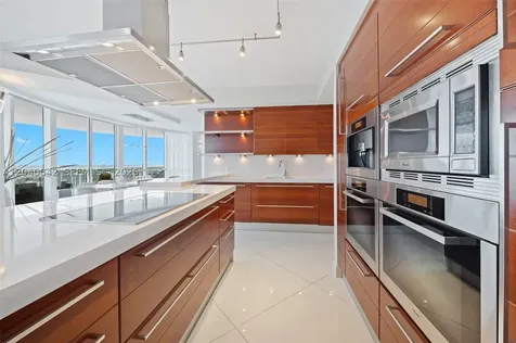 18201 Collins Avenue Sunny Isles Beach FL 33160