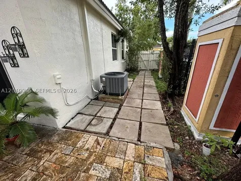4273 NE 10th Court Homestead FL 33033