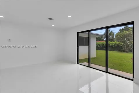 6940 NW 6th Street Plantation FL 33317