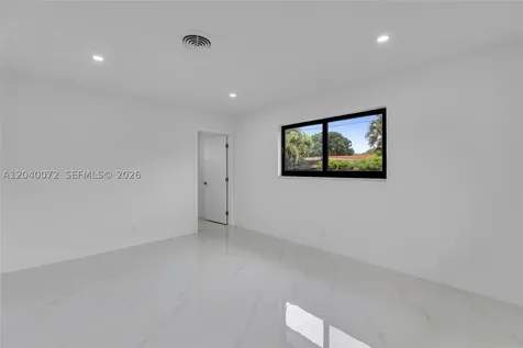 6940 NW 6th Street Plantation FL 33317