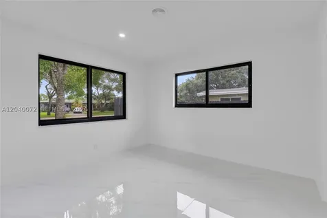 6940 NW 6th Street Plantation FL 33317