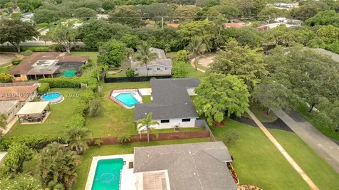 6940 NW 6th Street Plantation FL 33317