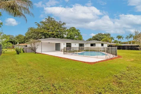 6940 NW 6th Street Plantation FL 33317