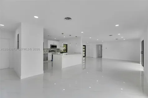 6940 NW 6th Street Plantation FL 33317