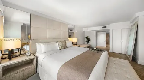 102 24 Miami Beach FL 33139