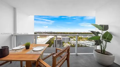 102 24 Miami Beach FL 33139