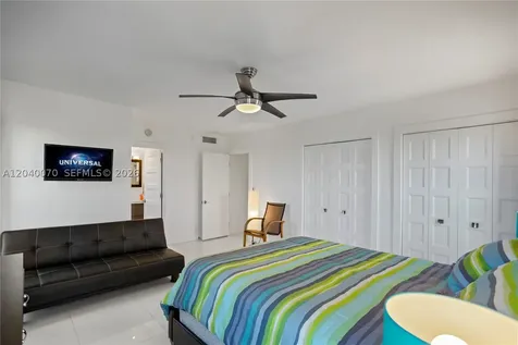 3050 N Palm Aire Drive Pompano Beach FL 33069