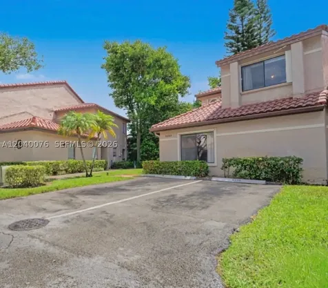 3539 W Inverrary Boulevard W Lauderhill FL 33319