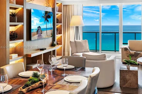 102 24 Miami Beach FL 33139