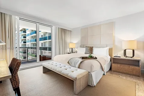 102 24 Miami Beach FL 33139