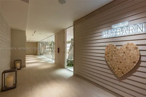 102 24 Miami Beach FL 33139