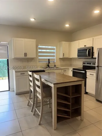 105 NE 3rd Court Florida City FL 33034