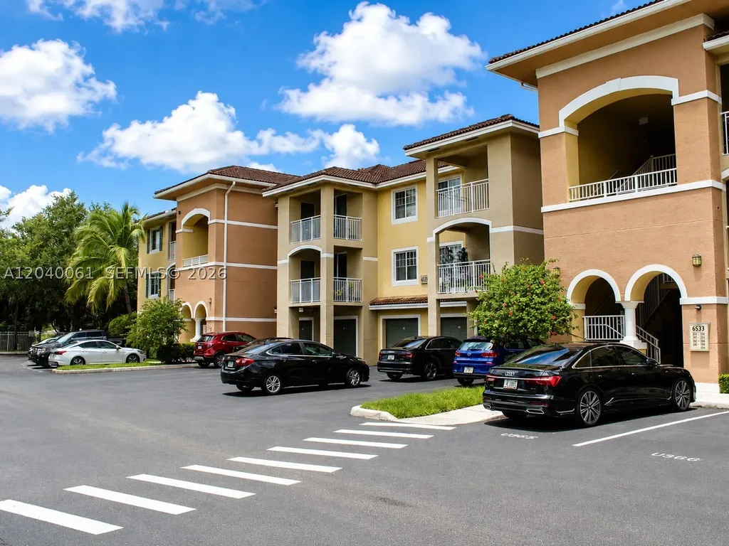 6458 Emerald Dunes Drive West Palm Beach FL 33411