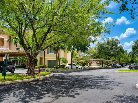 6458 Emerald Dunes Drive West Palm Beach FL 33411