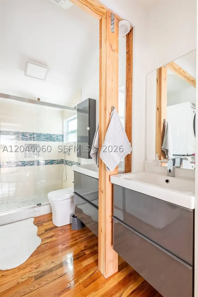 1232 NE 16th Terrace Fort Lauderdale FL 33304