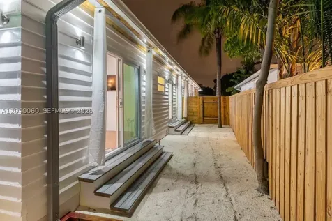 1232 NE 16th Terrace Fort Lauderdale FL 33304