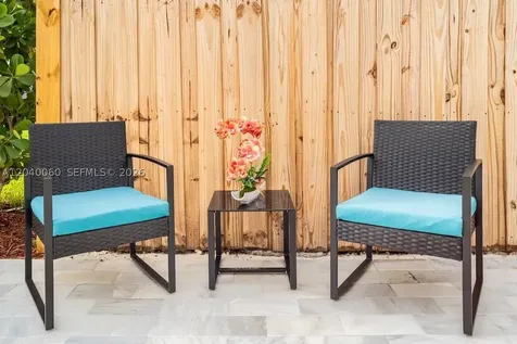 1232 NE 16th Terrace Fort Lauderdale FL 33304