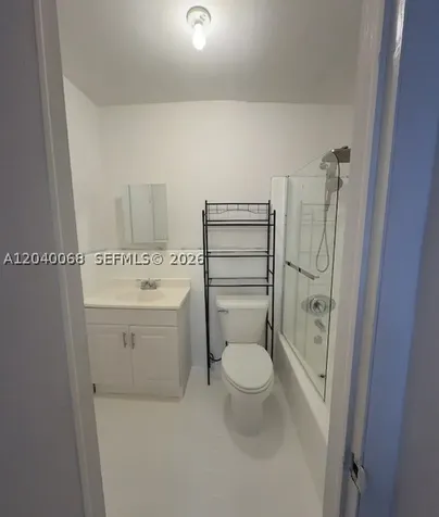 5641 SW 39th Street West Park FL 33023