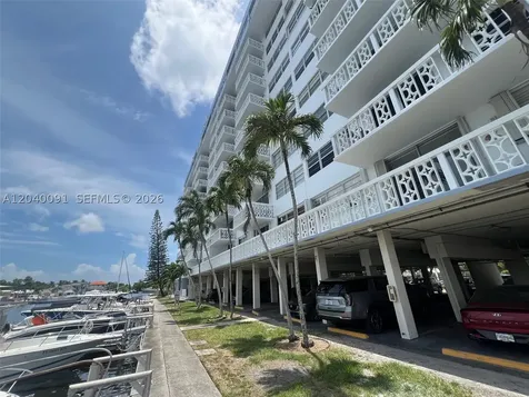 13155 Ixora Court North Miami FL 33181