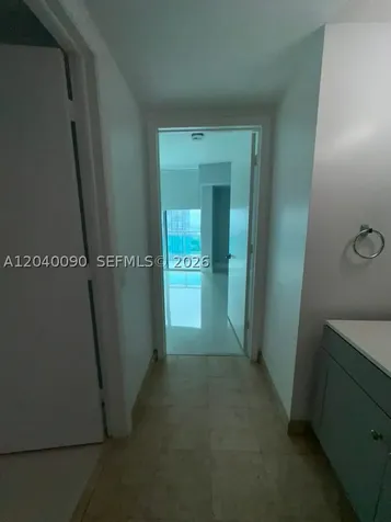 350 S Miami Avenue Miami FL 33130