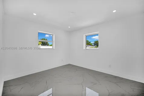 3320 NW 172nd Terrace Miami Gardens FL 33056