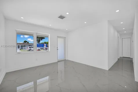 3320 NW 172nd Terrace Miami Gardens FL 33056