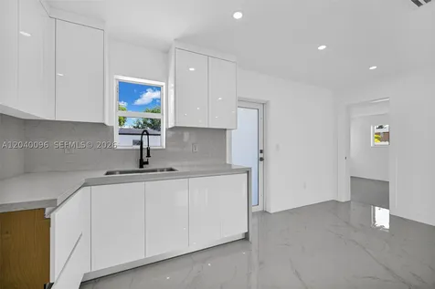 3320 NW 172nd Terrace Miami Gardens FL 33056
