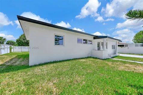 3320 NW 172nd Terrace Miami Gardens FL 33056
