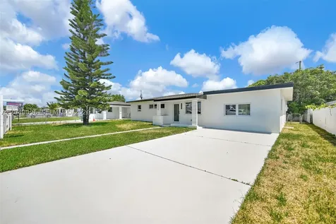 3320 NW 172nd Terrace Miami Gardens FL 33056