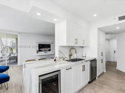 701 Brickell Key Boulevard Miami FL 33131