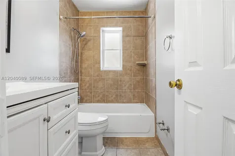 610 SW 2nd Avenue Dania Beach FL 33004