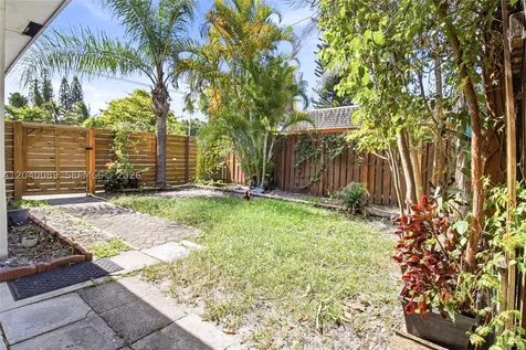 610 SW 2nd Avenue Dania Beach FL 33004