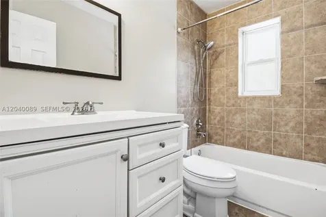610 SW 2nd Avenue Dania Beach FL 33004