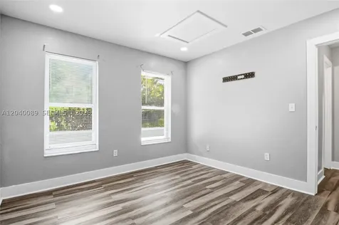 610 SW 2nd Avenue Dania Beach FL 33004