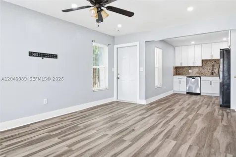 610 SW 2nd Avenue Dania Beach FL 33004