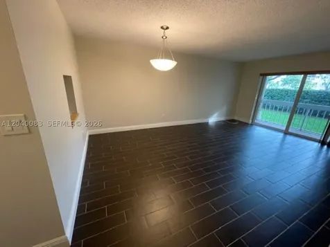 8103 Camino Real Miami FL 33143
