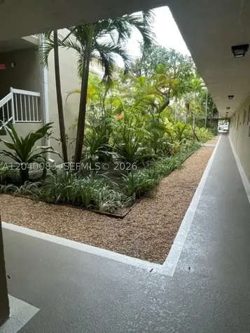 8103 Camino Real Miami FL 33143