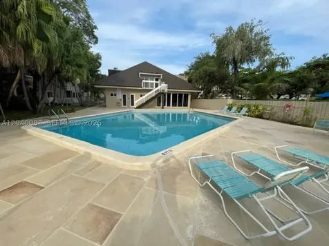 8103 Camino Real Miami FL 33143