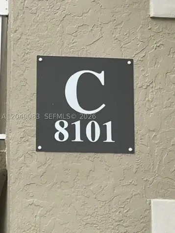 8103 Camino Real Miami FL 33143