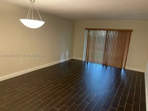 8103 Camino Real Miami FL 33143