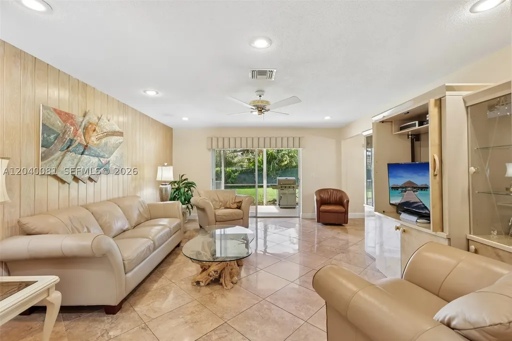 2518 NW 121st Drive Coral Springs FL 33065