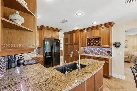 2518 NW 121st Drive Coral Springs FL 33065