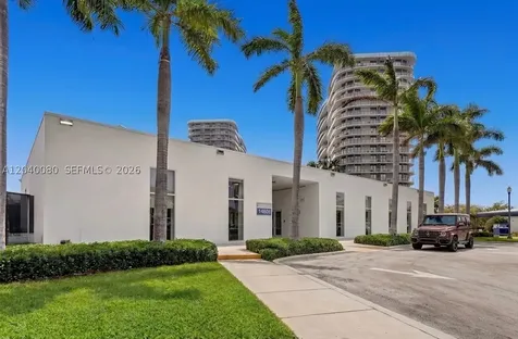 14951 Royal Oaks Lane North Miami FL 33181